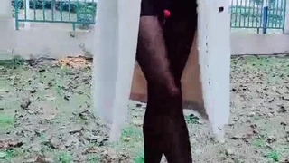 父亲与青少年女友在法律中做爱