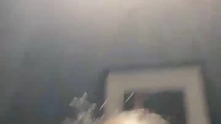 女人是男人的未来1分59分真实小年轻没钱吃饭没钱坐车却精力旺盛公园来一发