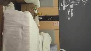 [本土精选!] 王老闆公寓约砲~刚做不久的短髮妹还菜菜的~竟然喊着不要不要~