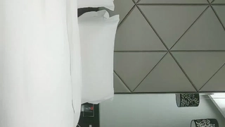 AI换脸高清视频在线久久久午夜毛片免费约了两个高颜值妹子双飞，穿黑丝两个一起舔翘屁股后入换着操