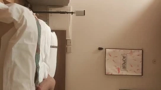 MDBK-313 マスクをつけることを条件に感度ビンビンの巨乳な従順マ〇コとゴムを付けずにハメ撮り種付け性交
