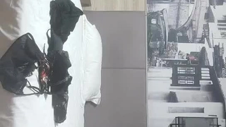 纹身女孩在动画Hentai游戏中口交