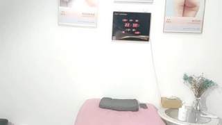 最新性奴『依依』淫荡母狗终极调教 女神人妻跪下即为调教奴 跪舔 鞭打 淫字 虐操 高清私拍91P 高清720P原版