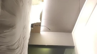 SCPX-461-C 夫婦揃ってエステ中すぐ隣に旦那が居るのに自慢の嫁にこっそりチ○ポ挿入して施術と言う名のSEXで中出し注入する寝取りエステ