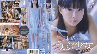 CAP偶遇极品女大学生身材真好（全套完整版视频已上传至下面平台）