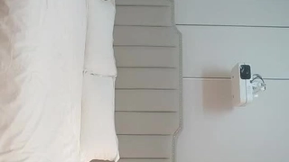 约到的某商场黄金店业务员